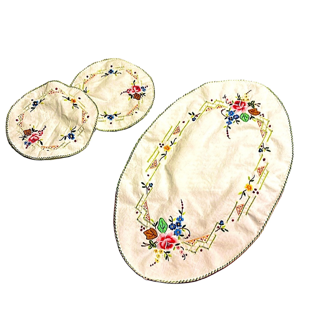 Embroidered Floral Round Doily Set of 3 Hand Crafted Embroidery USA